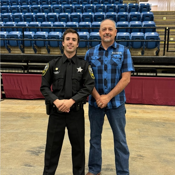 Meet your Posher, Stephanie - Picture 15 of 17